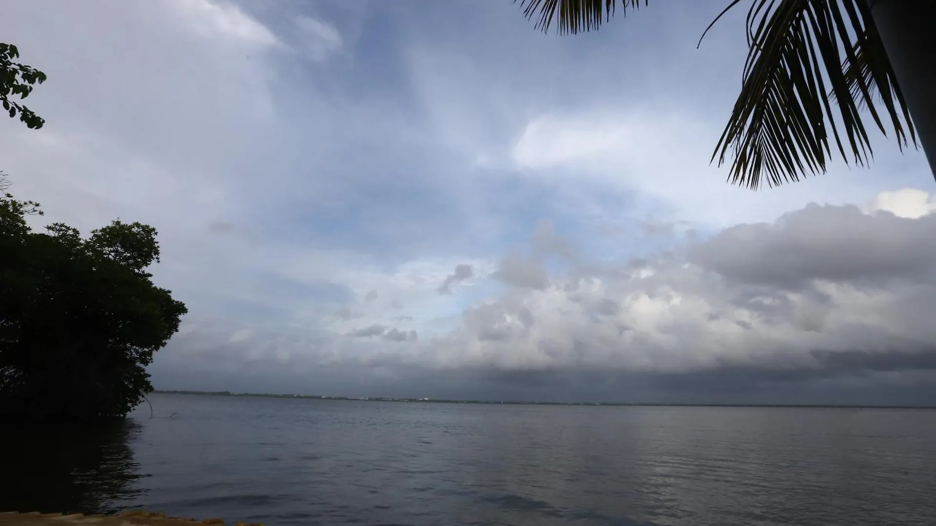 Villa La Vie Lagoon Negombo