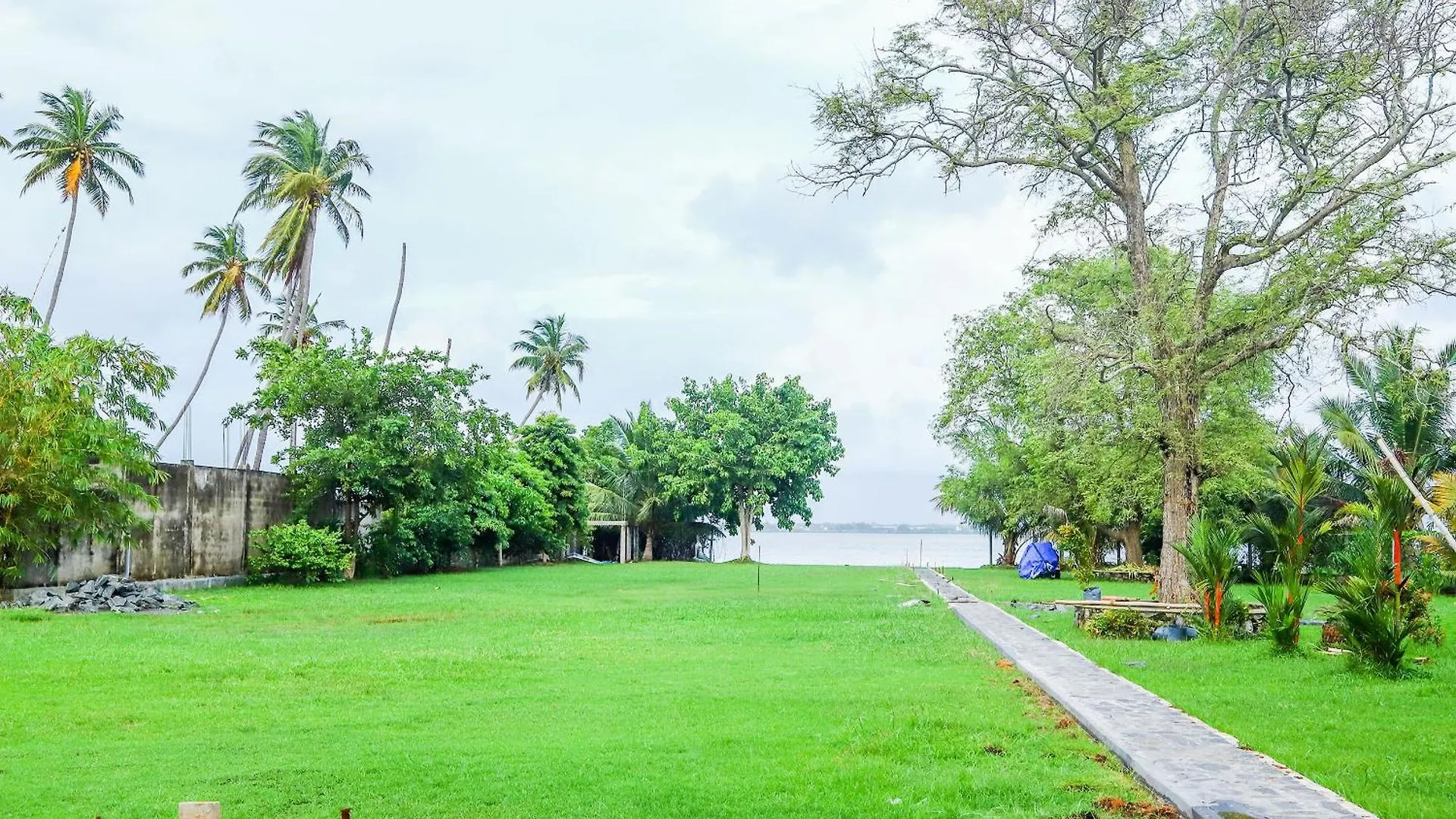 Villa La Vie Lagoon Negombo