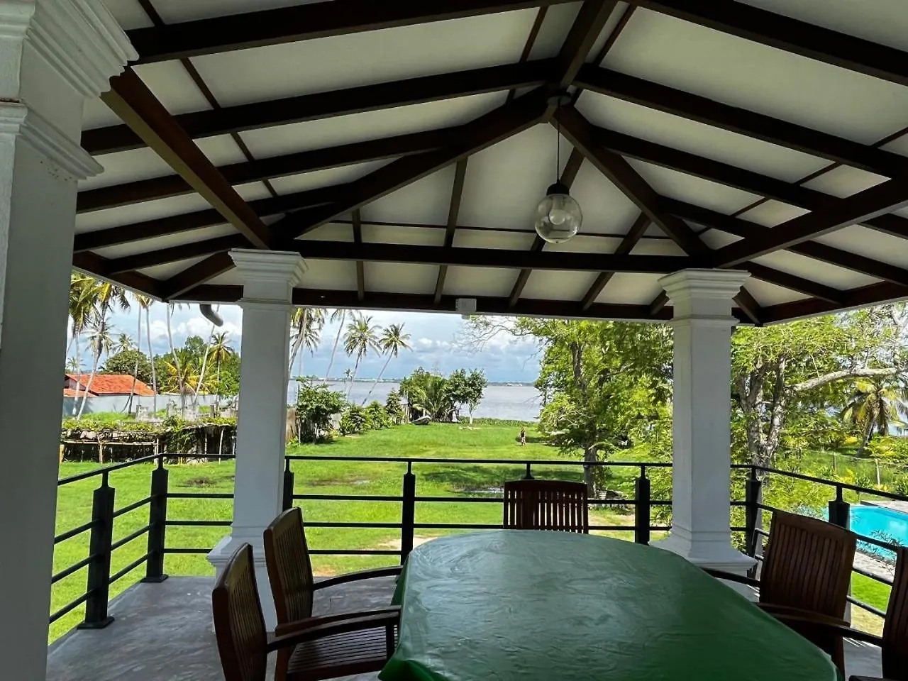 Villa La Vie Lagoon Negombo